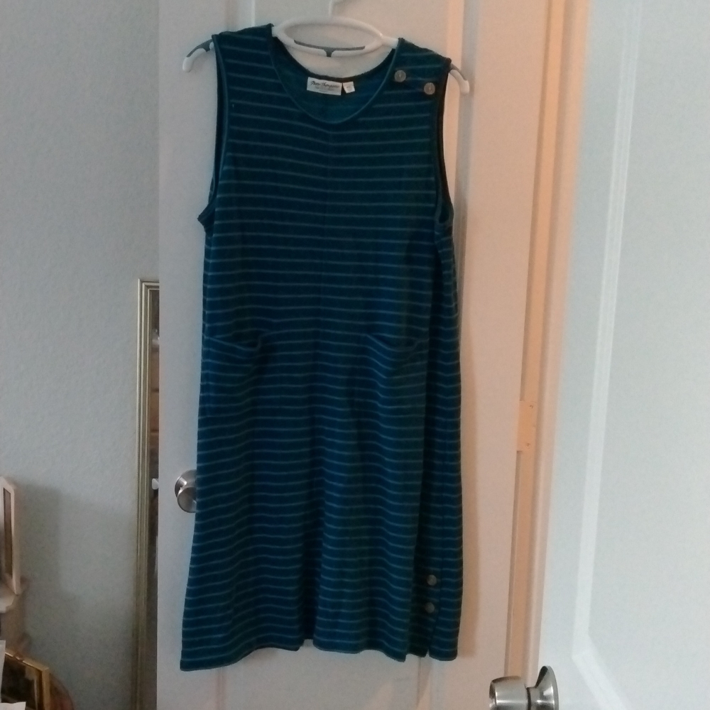 Norm Thompson Petite XL Sleeveless Dress.